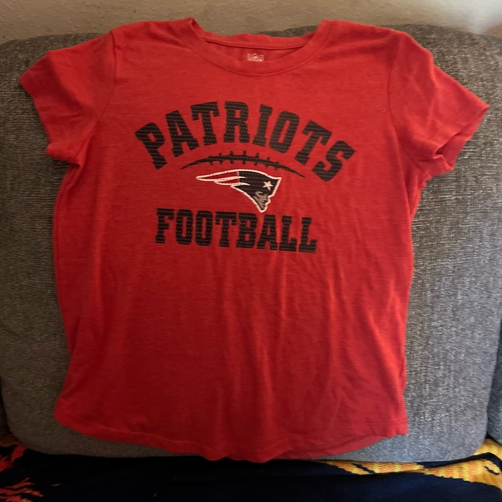 NFL Team Apparel Red Scoop Neck